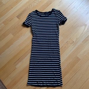 Fitted Tshirt dress